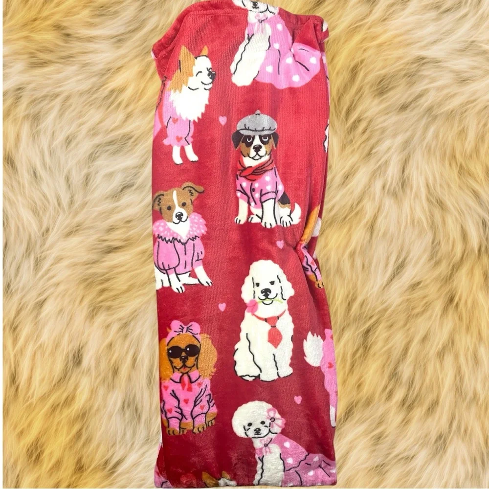 Puppy Love Plush Flannel Throw Dogs Puppies Red w/ Multi Color Gift ~ 50x60 NWT